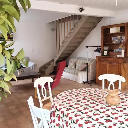 La Maison Sous Les Etoiles Sembadel