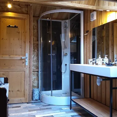 La Maison Sous Les Etoiles شقة Sembadel